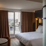 & Oceania Le Conti Hotel Brest