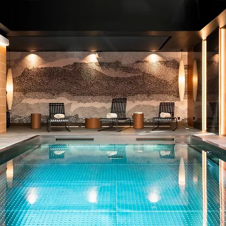 Le Continental Hotel 4*