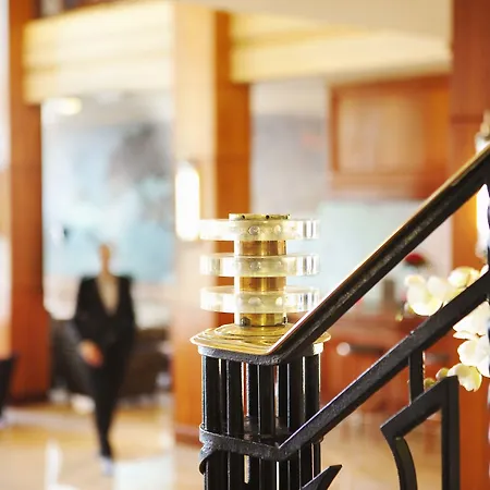 Hôtel&spa Oceania Le Conti 4*