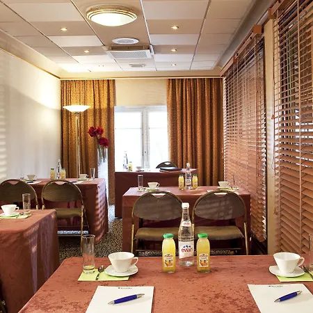 Hotel Hôtel&spa Oceania Le Conti 4*