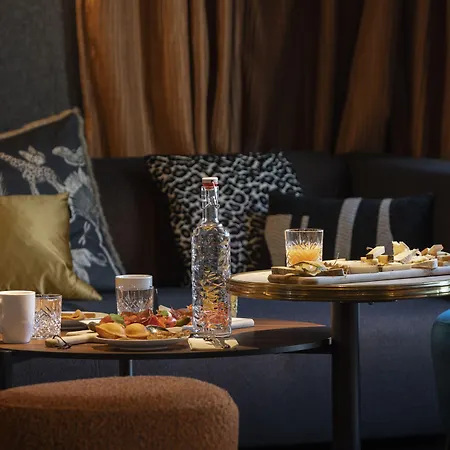 Hotel Hôtel&spa Oceania Le Conti 4*