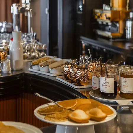 Hotell & Oceania Le Conti Brest