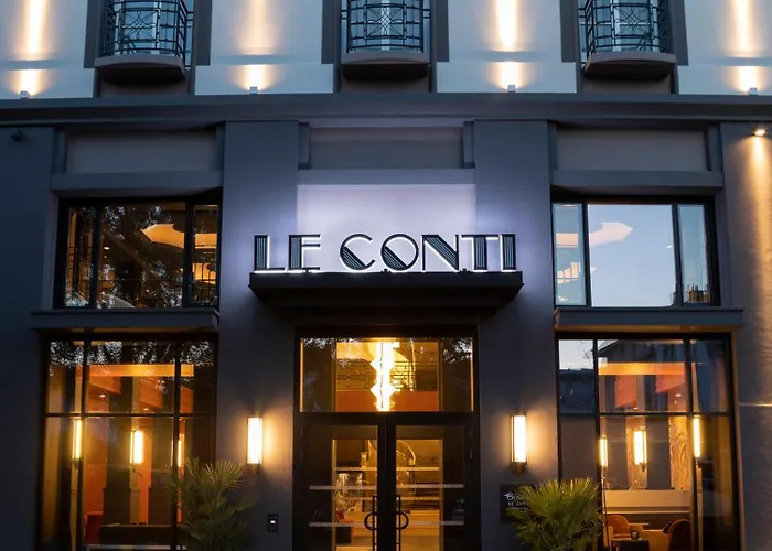 & Oceania Le Conti Hotel Brest