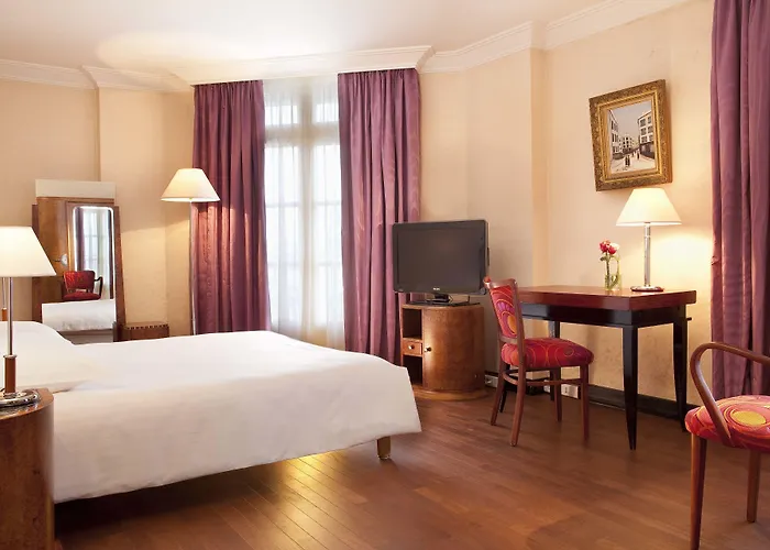 & Oceania Le Conti 4* Брест