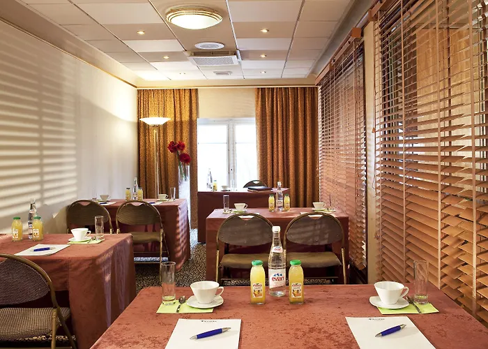 Hotel & Oceania Le Conti 4*